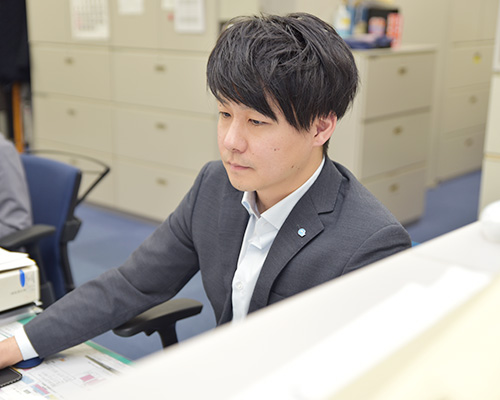 山西 凌平