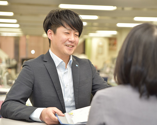 山西 凌平